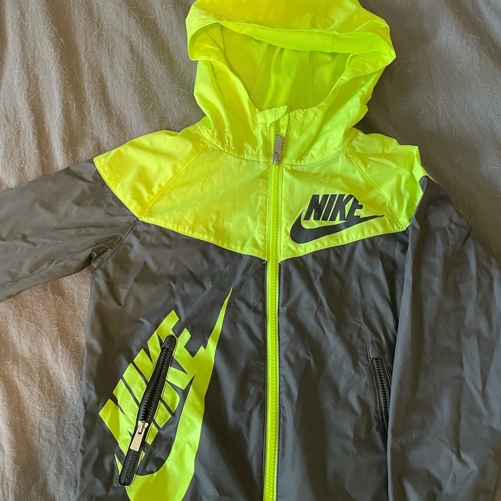 Nike boys windbreaker